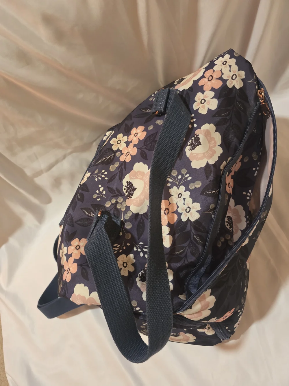 Sarah Wells Breast Pump Bag - Navy with Blush Flowers 